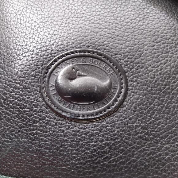 Dooney & Bourke Black Pebbled Leather Zipper Shoulder Bag - Vintage Made in USA - Picture 5 of 16